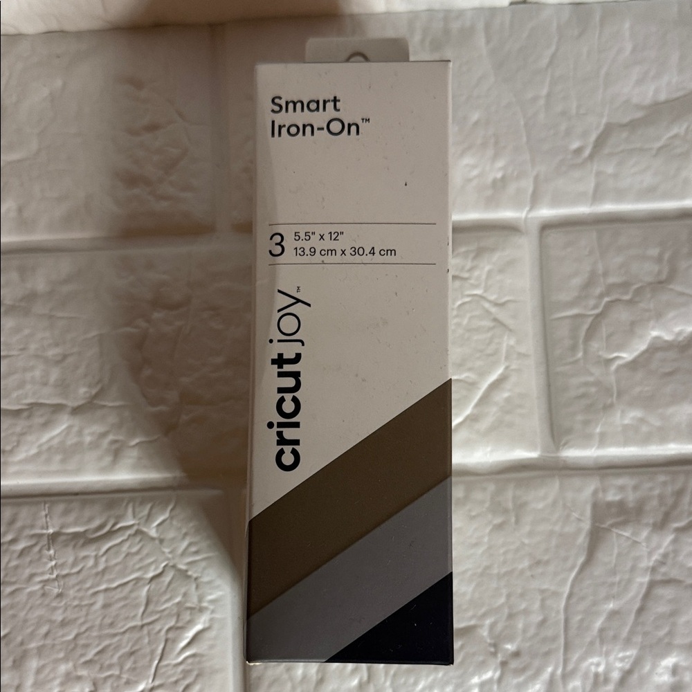 Cricut Joy Smart Iron-On Black and Gold